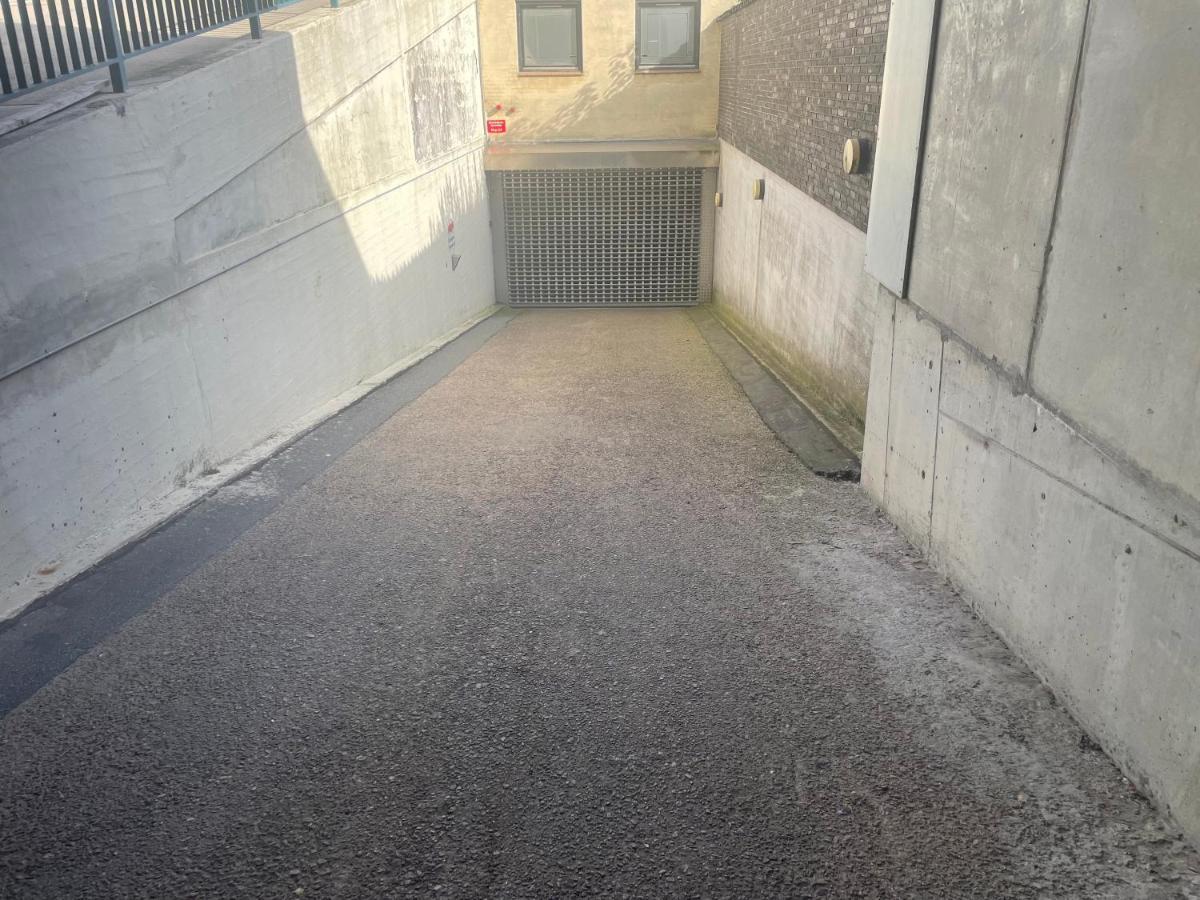 Modern Central Apt With Rooftop, Privat Balcony, & Free Parking,Next To Aarhus Attractions Extérieur photo